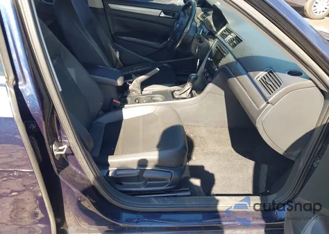 2015 Volkswagen Passat 1.8T Limited Edition from USA, damaged, VIN 1VWAS7A32FC107572